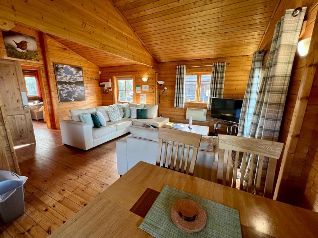 Reeds Lodge, Lake Pochard 사우스 체르니 외부 사진